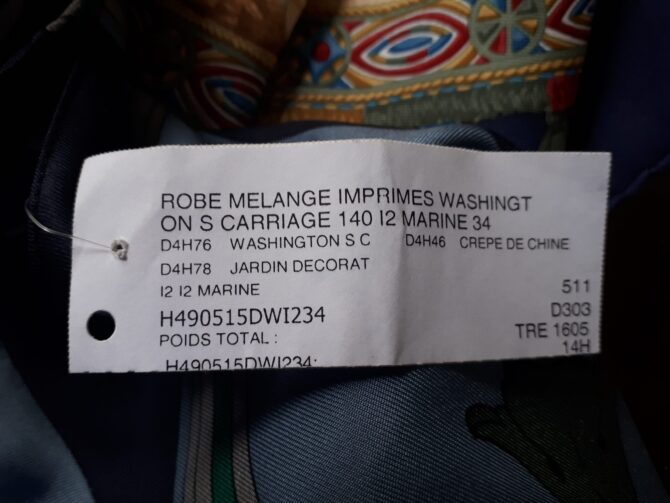 Robe Hermès d'après le foulard Washington Carriage. – Image 9