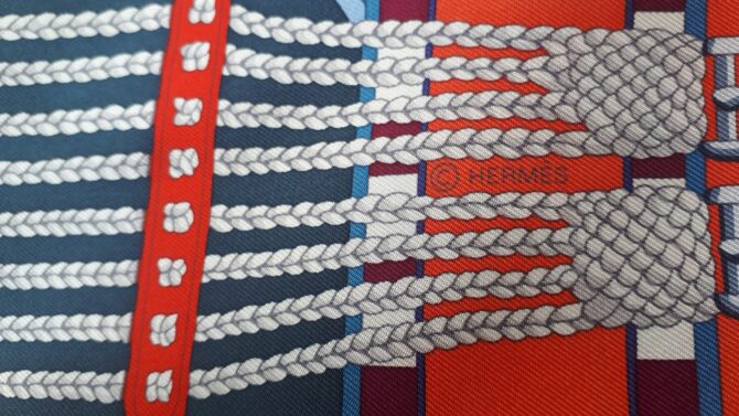 Carré Hermès Sangles en zigzag par Virginie Jamin 2017 Etat neuf, livrée dans sa boîte – Image 6