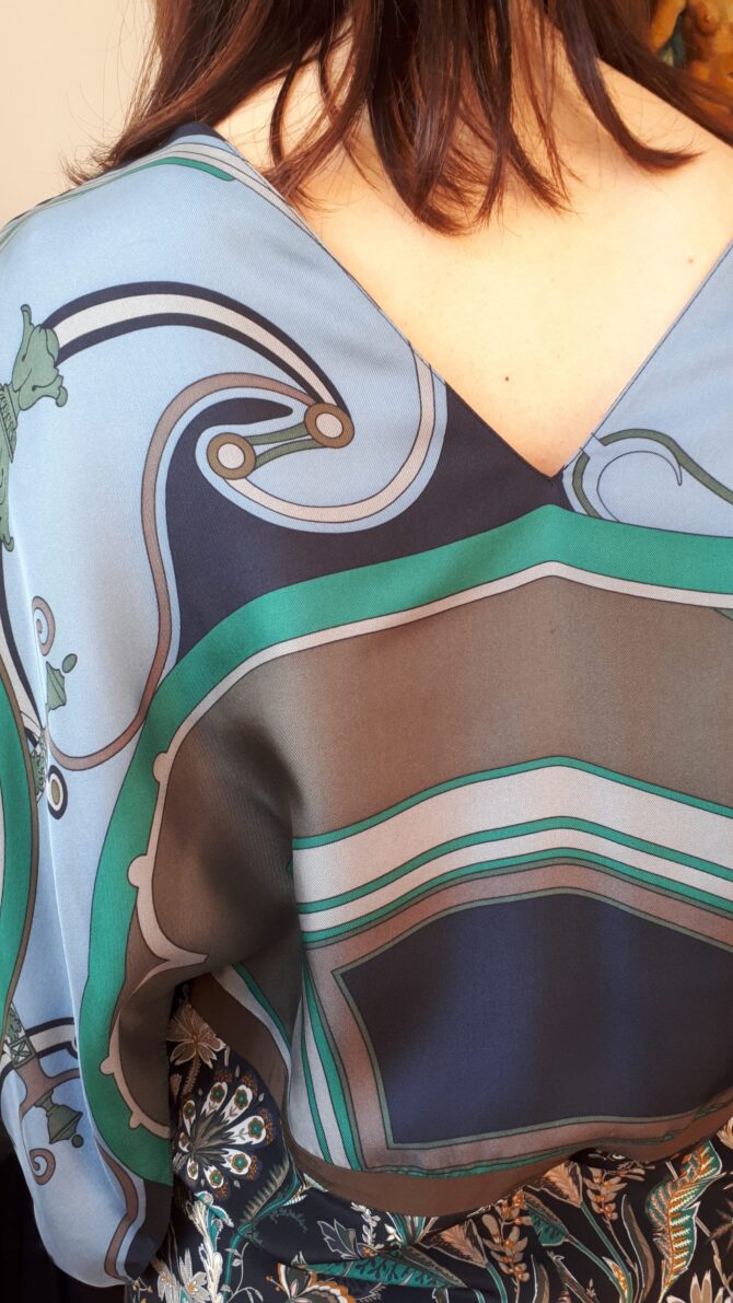 Robe Hermès d'après le foulard Washington Carriage. – Image 5