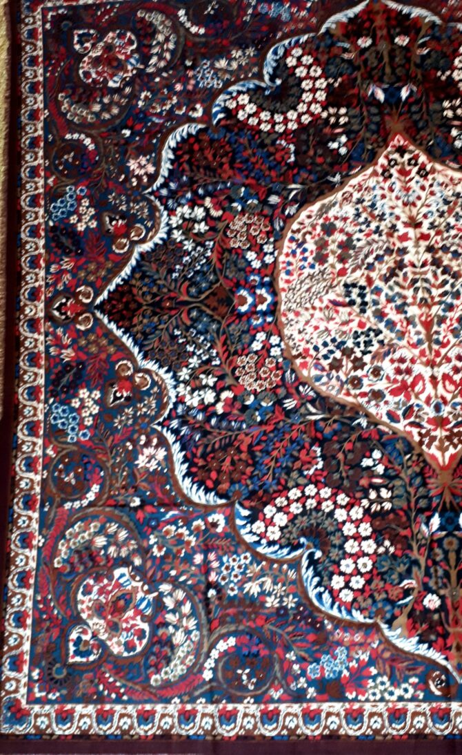 Châle Cacharel Liberty en étamine de laine – Image 9