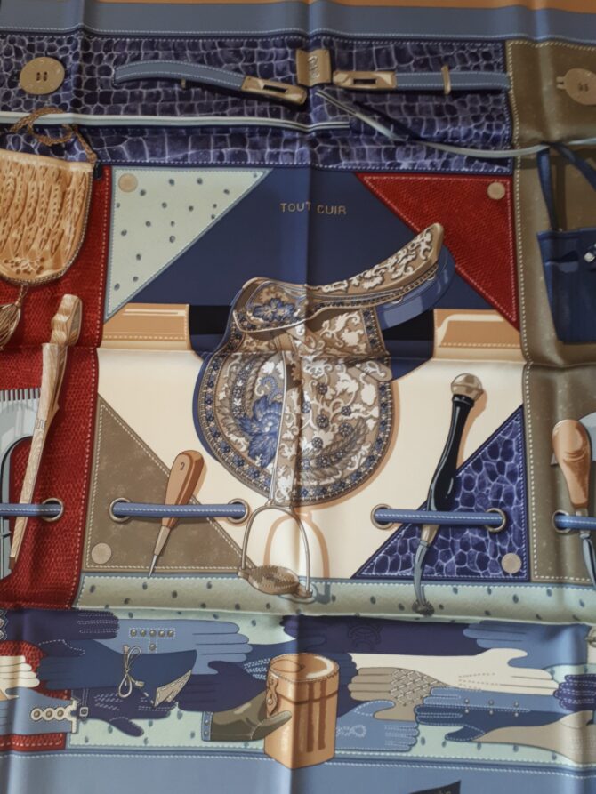 Carré Hermès Tout cuir par Cathy Latham 2002