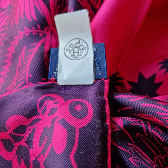 Carré Hermès en soie Mythiques Phoenix Tatoo par Laurence Bourthoumieux – Image 5