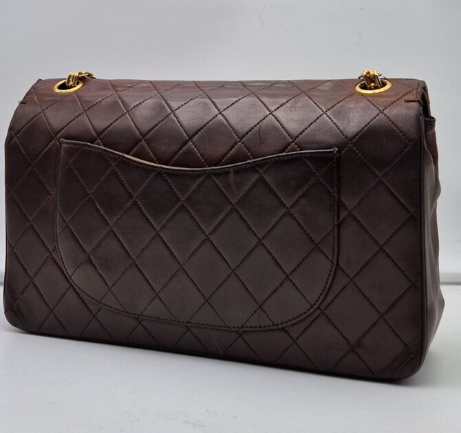 Sac Chanel Timeless en cuir matelassé – Image 3