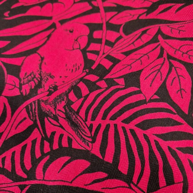 Châle Hermès Cachemire & soie Jungle love par Robert Dallet – Image 6