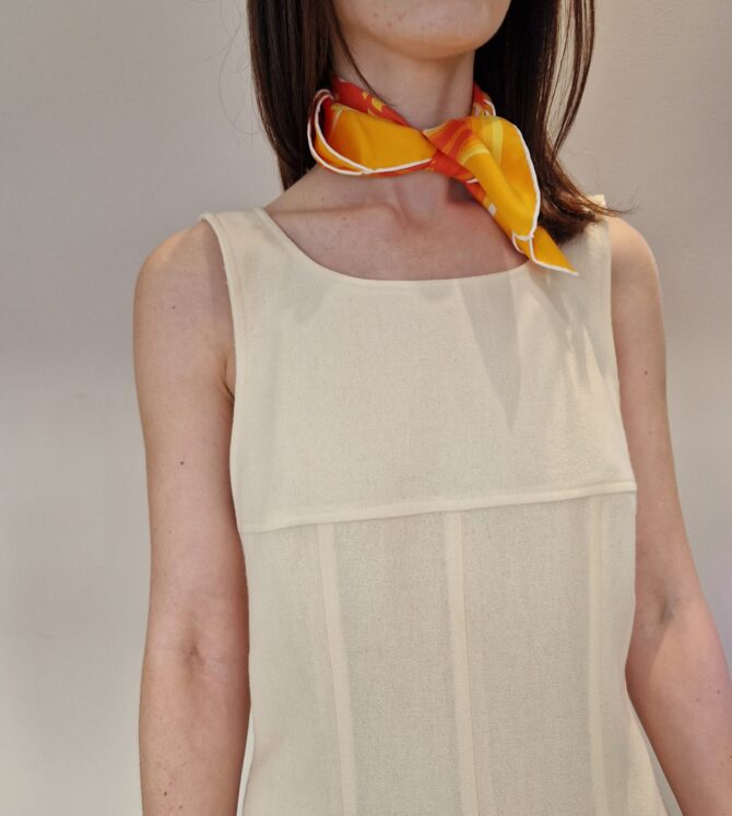 Tailleur robe et veste Rochas années 90 – Image 6