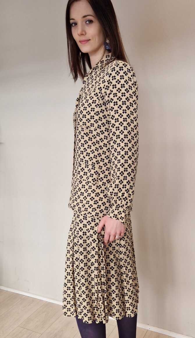 Tailleur Yves Saint Laurent rive gauche en soie années 70 – Image 5