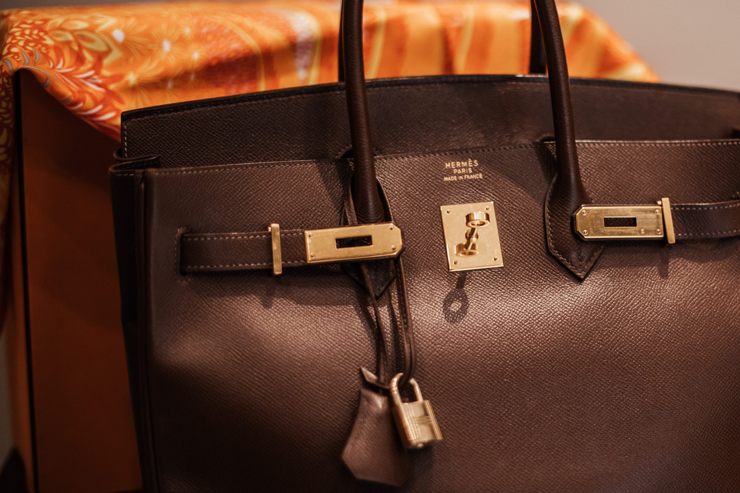 Birkin Hermès en cuir togo marron année 2011 – Image 14