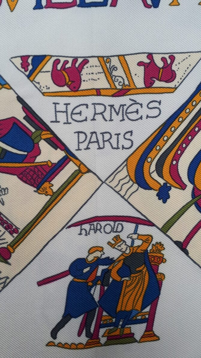 A la gloire de Guillaume Rare carré Hermès par Loic Dubigeon 1991 – Image 4