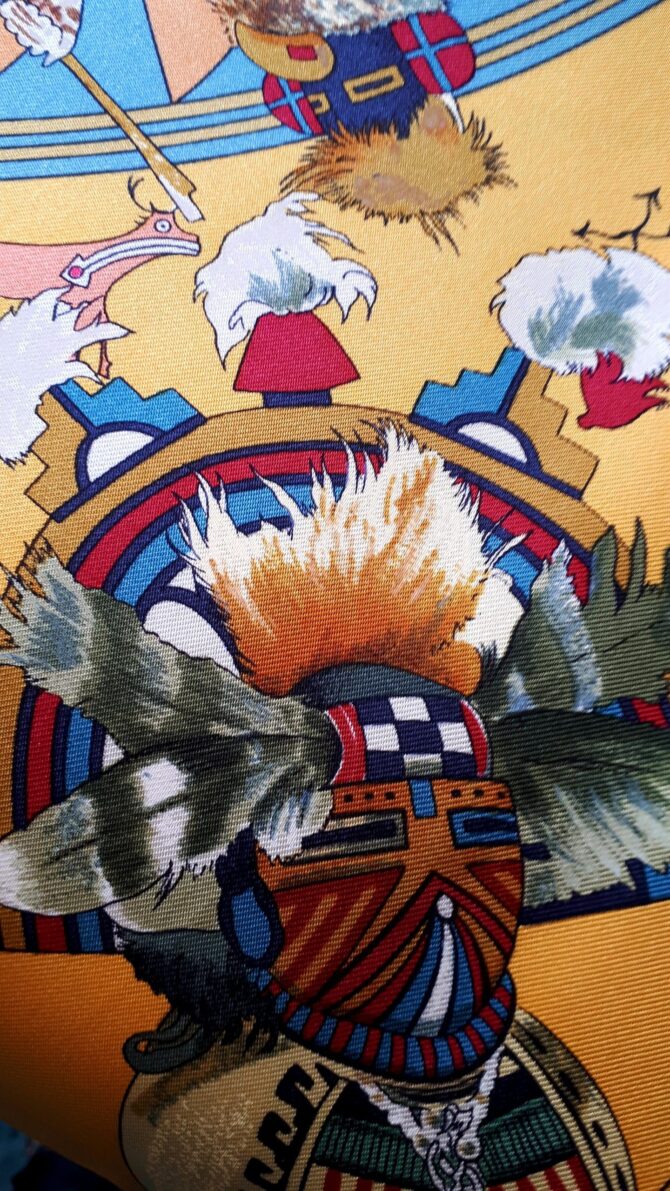 Carré Hermès Kachinas par Kermit Oliver 1992 – Image 4