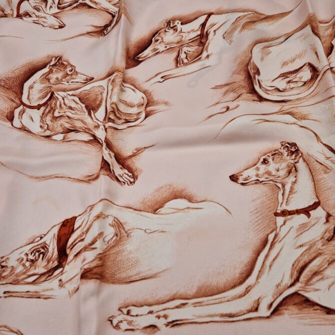 Carré Hermès soie Les lévriers par Xavier de Poret – Image 7