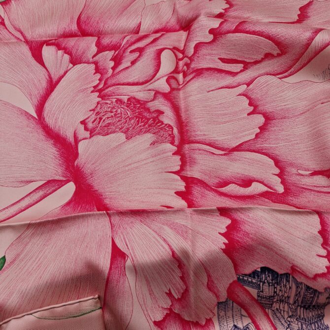 Carré Hermès A l'ombre des pivoines par Octave Marsal et Théo de Gueltz 2019 – Image 7