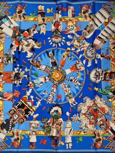Carré Hermès Kachinas par Kermit Oliver