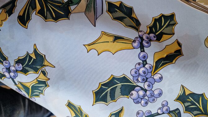 Carré Hermès Neige d'Antan par Caty Latham – Image 3