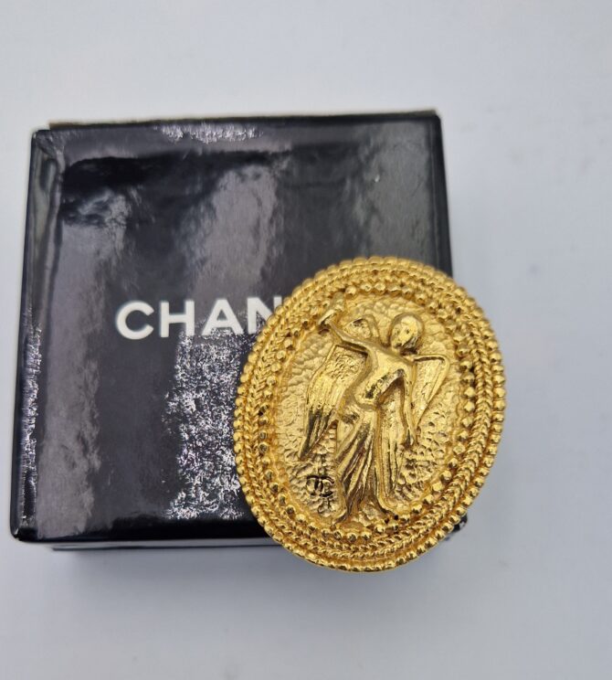 Rare broche  Chanel vintage motif ange – Image 4