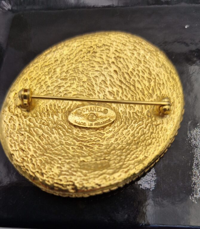 Rare broche  Chanel vintage motif ange – Image 2