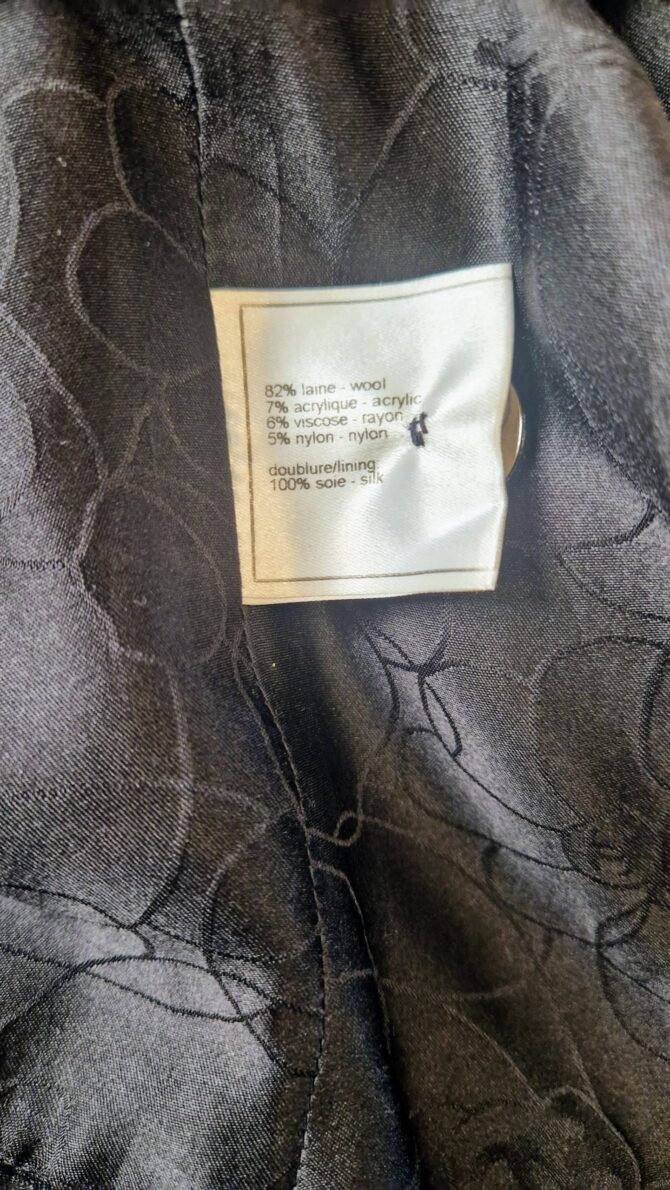 Veste courte Chanel années 90 – Image 11