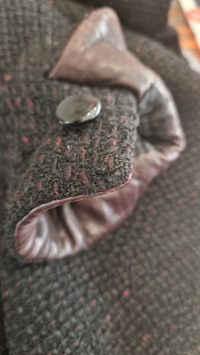 Veste courte Chanel années 90 – Image 8
