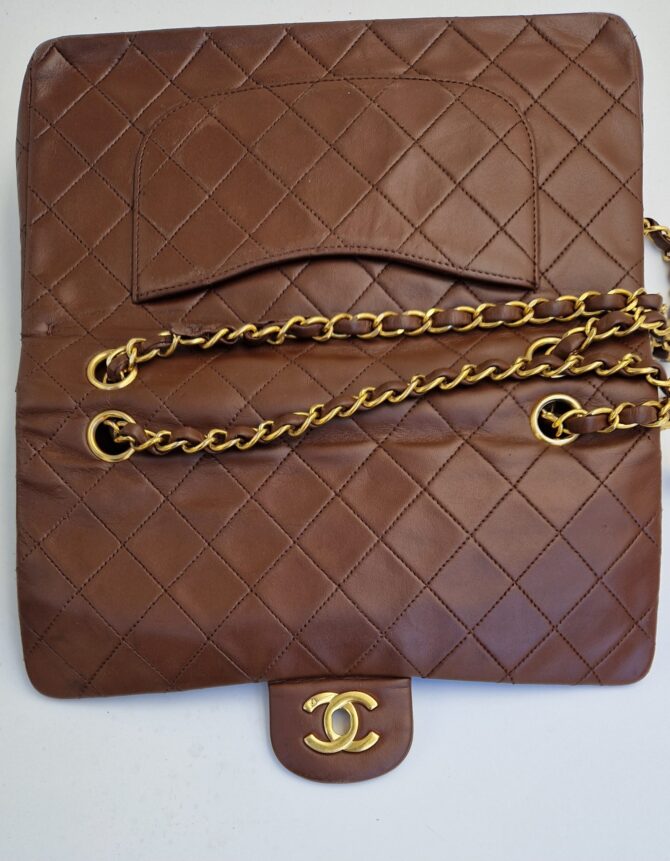 Sac Chanel Timeless Vintage en cuir matelassé – Image 7