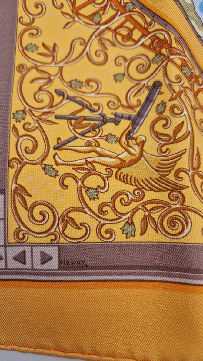 Pochette Hermès en soie www.hermes.com par Christine Henry – Image 5