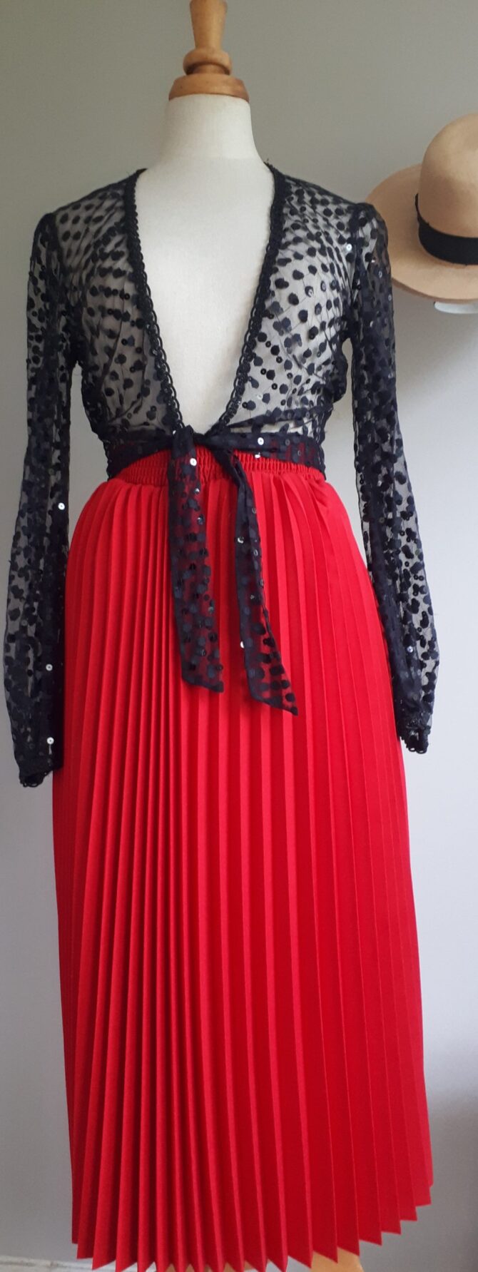 Jupe longue Balenciaga plissé permanent taille 38 – Image 4