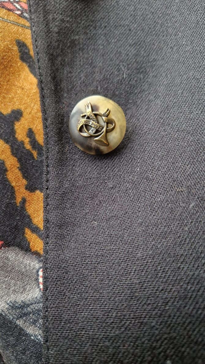 Veste  Hermès vintage d'après le carré Scotland par Ledoux – Image 13
