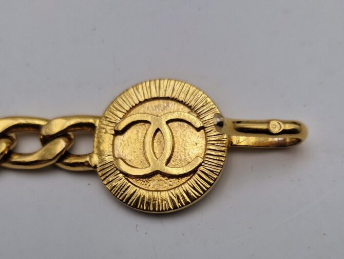 Ceinture Chanel vintage années 90  métal doré – Image 6