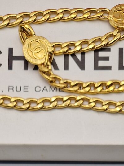 Ceinture Chanel vintage années 90  métal doré