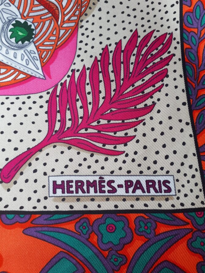 Zénobie , reine de Palmyre . Carré  Hermès en soie  par Annie Faivre , livré dans sa boite – Image 5