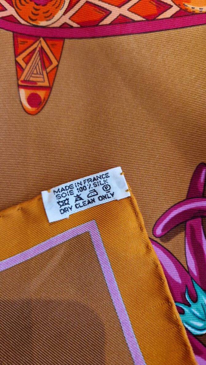 Carré Hermès Aux pays des épices par Annie Faivre 2001 – Image 7