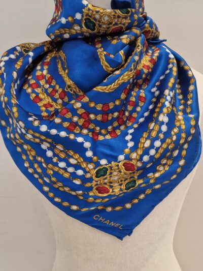 foulard chanel bijoux