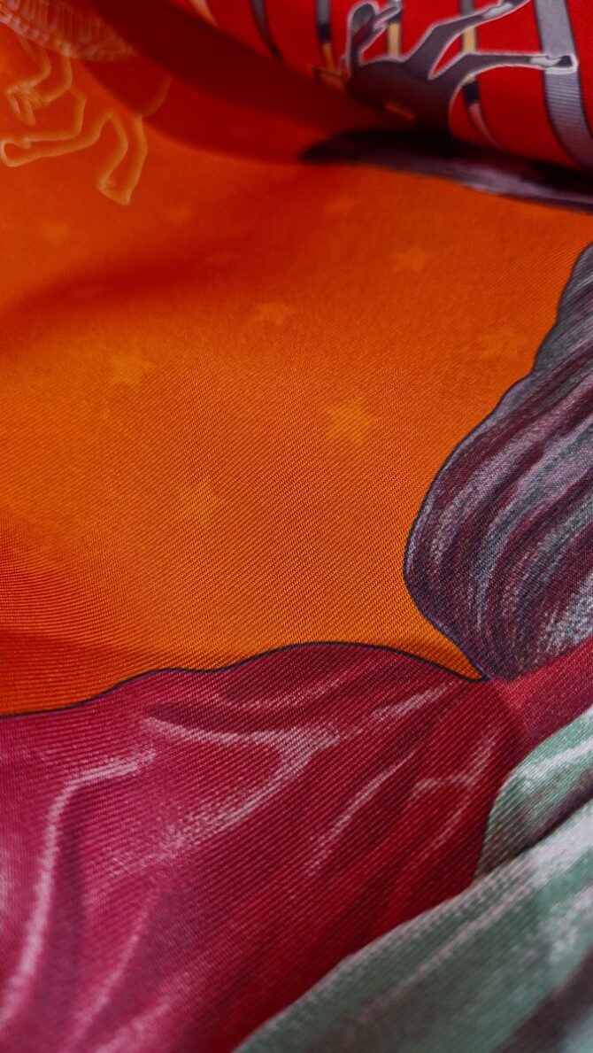 Carré Hermès double face à l'état neuf avec son étiquette L'indien Pani La shar Pawnee par Kermit Oliver – Image 5