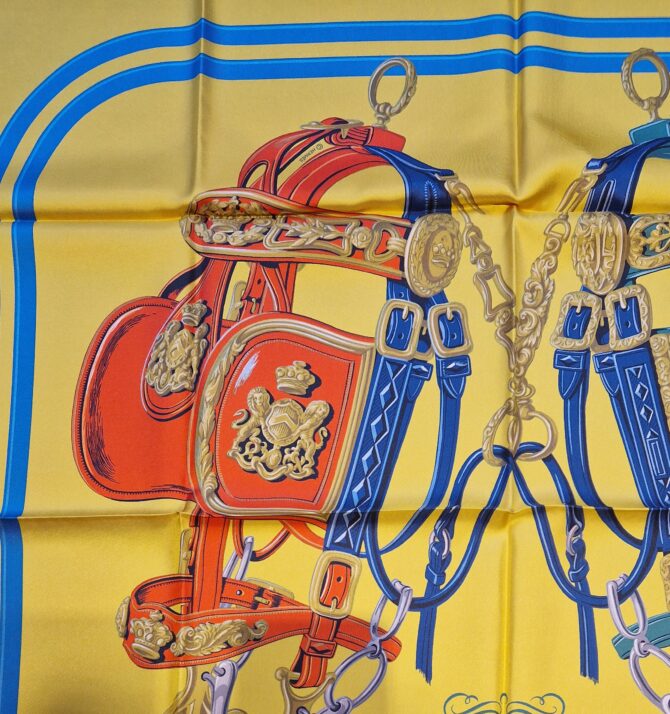 Carré Hermès double face à l'état neuf avec ses étiquettes Brides de gala – Image 5