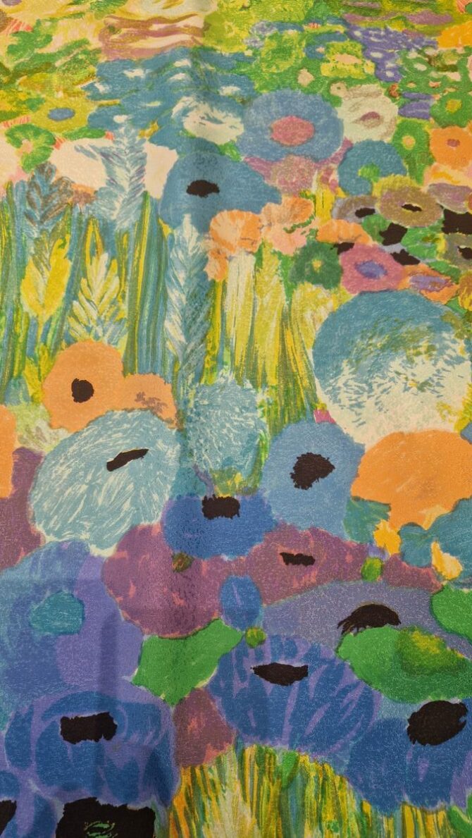 Foulard en soie Louis Féraud Les coquelicots – Image 5