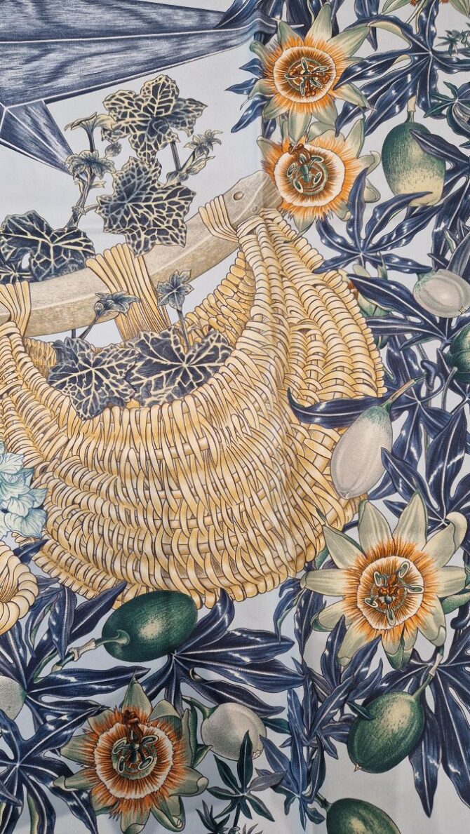 Carré Hermès Passiflores par Valérie Dawlat Dumoulin 1996 – Image 4