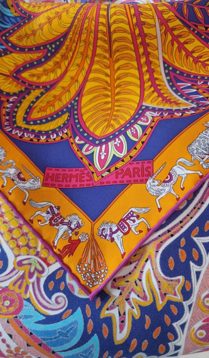 Carré Hermès Le Jardin de la Maharani par Annie Faivre 2017 – Image 7