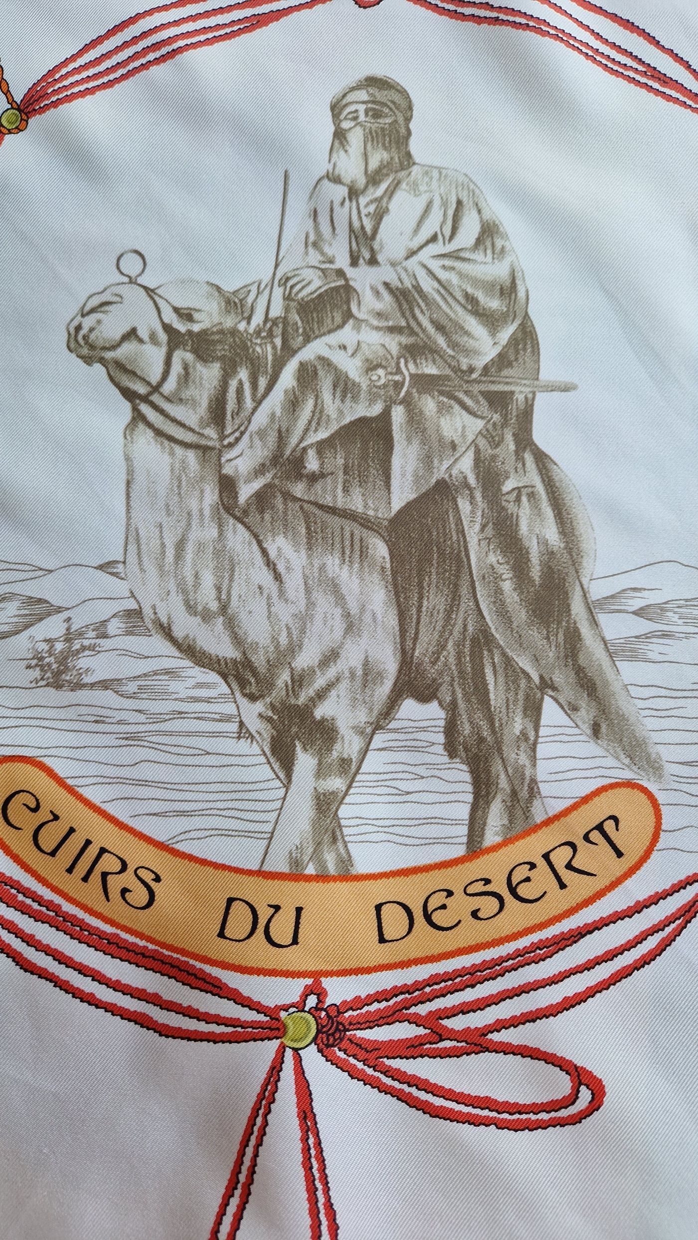 Carré Hermès Cuirs du désert par Françoise de la Perrière 1988 – Image 2