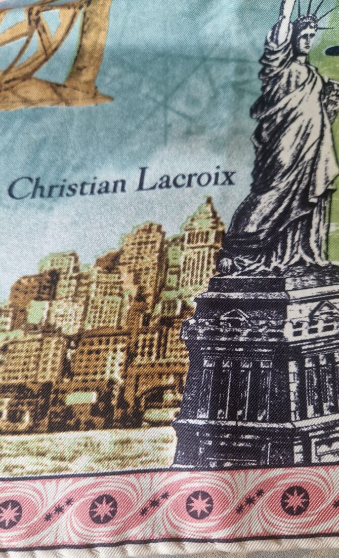 America Carré en soie par Christian Lacroix – Image 4