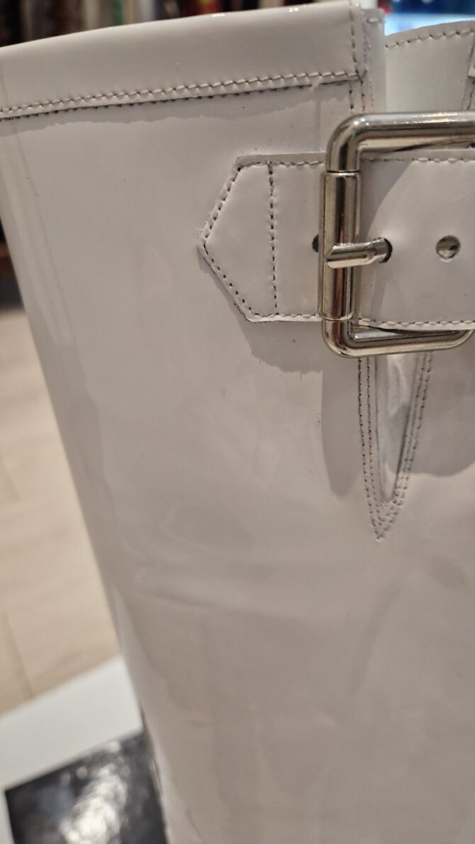 bottes cuir verni free lance