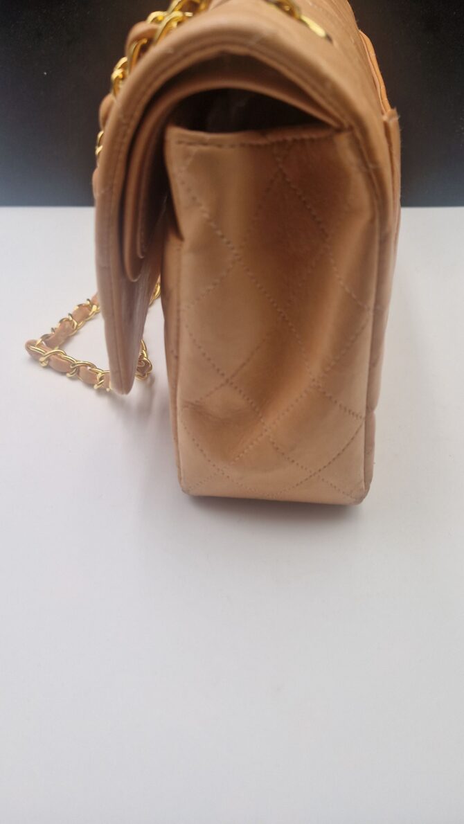 Sac Chanel Timeless en cuir matelassé – Image 5