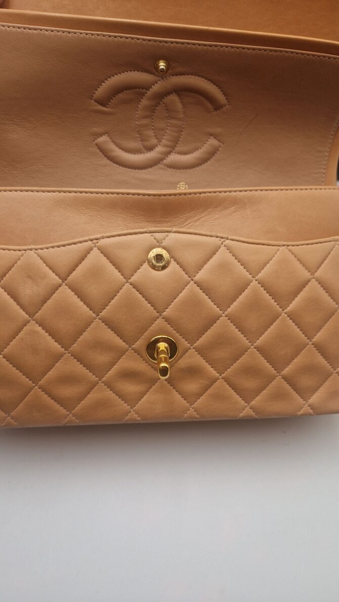 Sac Chanel Timeless en cuir matelassé – Image 6