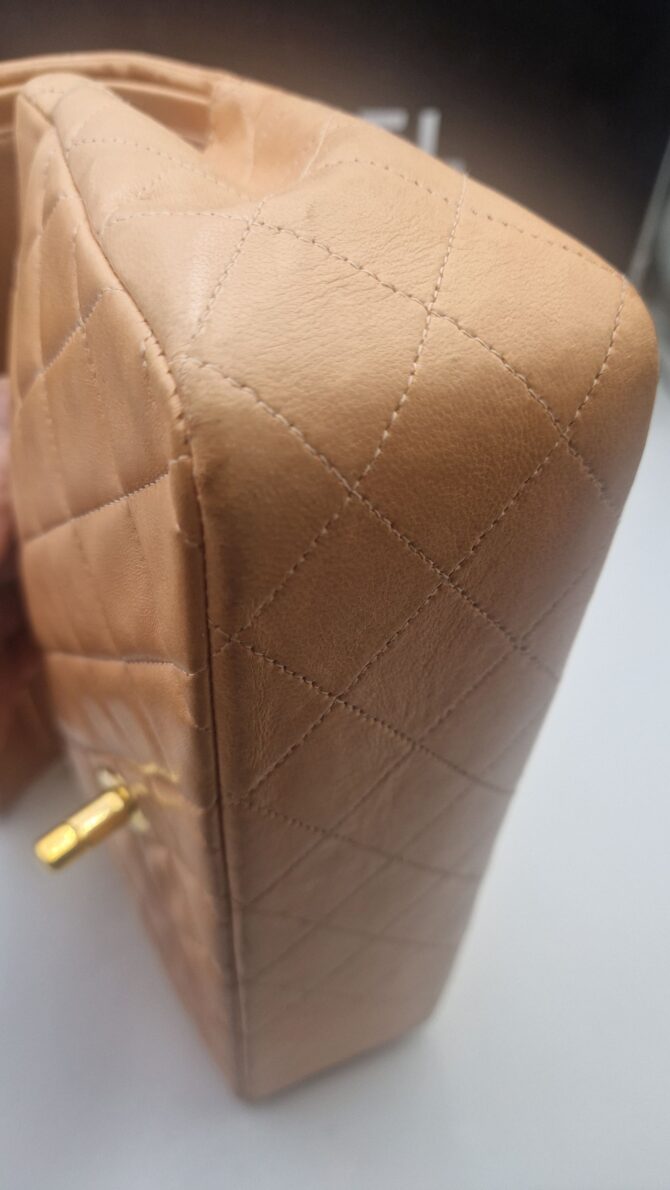 Sac Chanel Timeless en cuir matelassé – Image 10