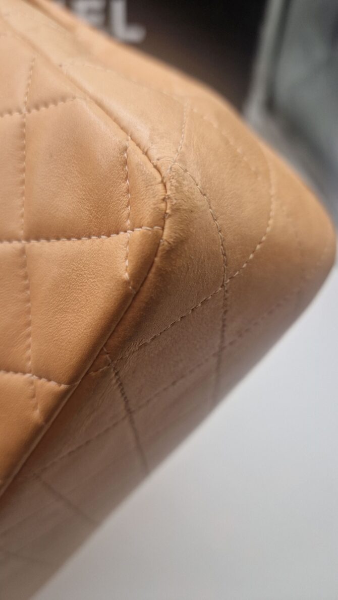Sac Chanel Timeless en cuir matelassé – Image 11