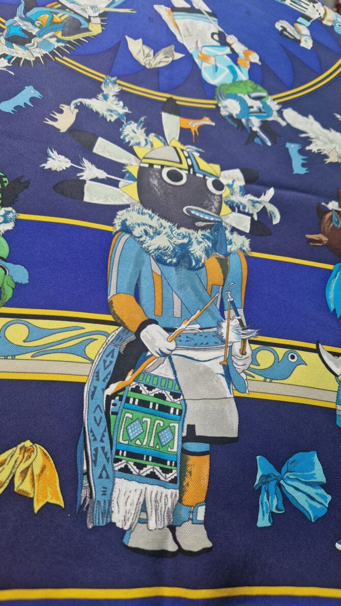 Carré Hermès Kachinas par Kermit Oliver – Image 4