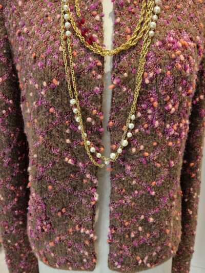 veste chanel en laine tricotée