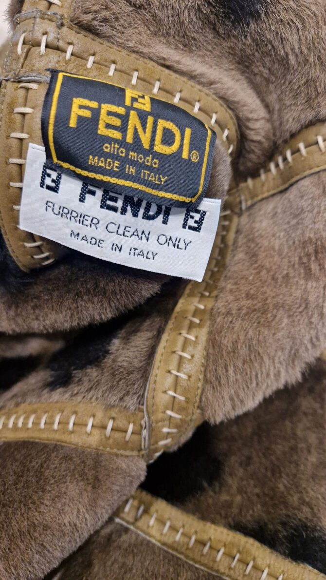 Manteau en cuir Fendi – Image 10