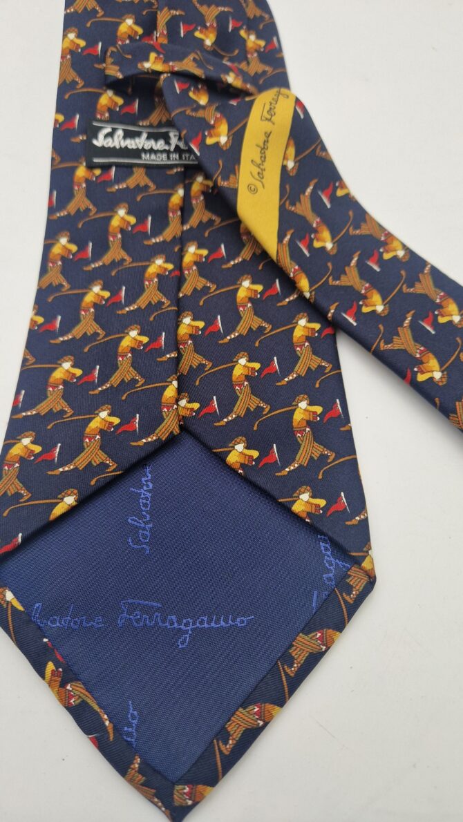 Cravate en soie Salvatore Ferragamo motifs golfeurs – Image 4