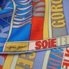 Pochette Hermès Mots de soie par Virginie Jamin 2011
