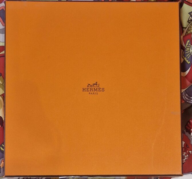 Carré Hermès Zabavushka par Evgeniya Miroshnichenko 2009 – Image 8