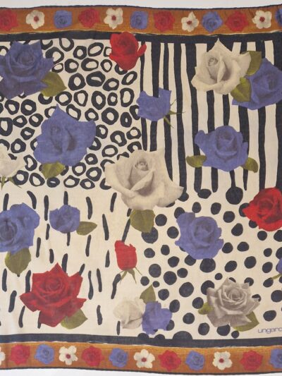 foulard ungaro motifs roses
