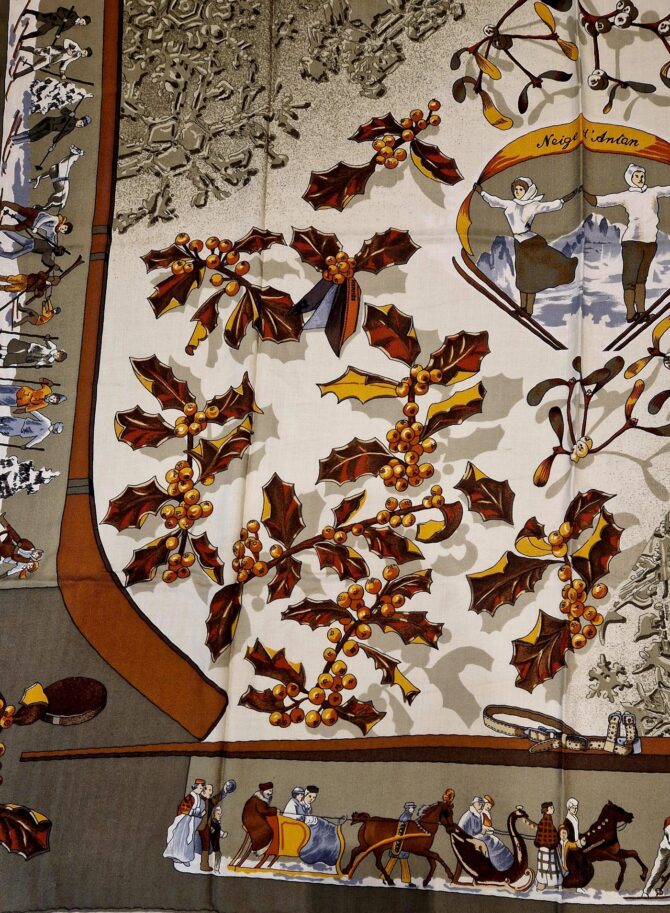 Châle Hermès Soie et cachemire Neige d'Antan  par Cathy Latham 1989 – Image 3